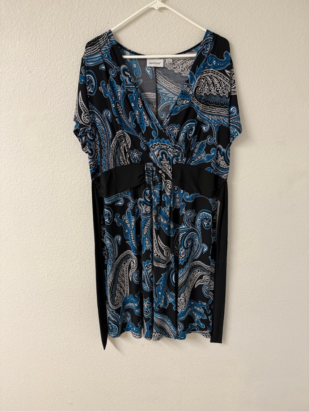 Avenue Blue and Gray Paisley V-Neck Dress